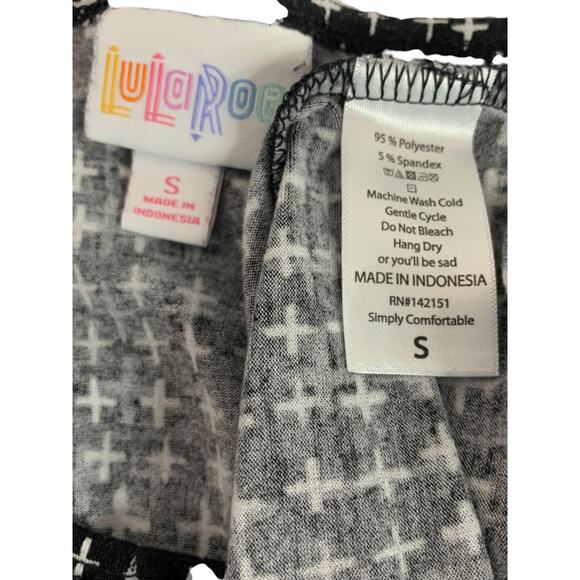 Size Small LulaRoe Womens Irma Tunic Tshirt Hi Lo Black Print - Picture 6 of 6